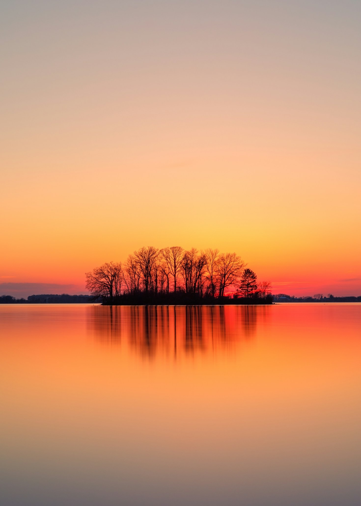 The Art of Conversing Under the Evening Glow